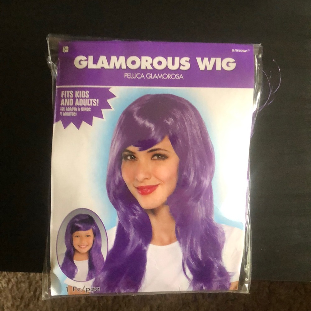 Glamorous descendants girl wig